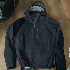 Patagonia black coat